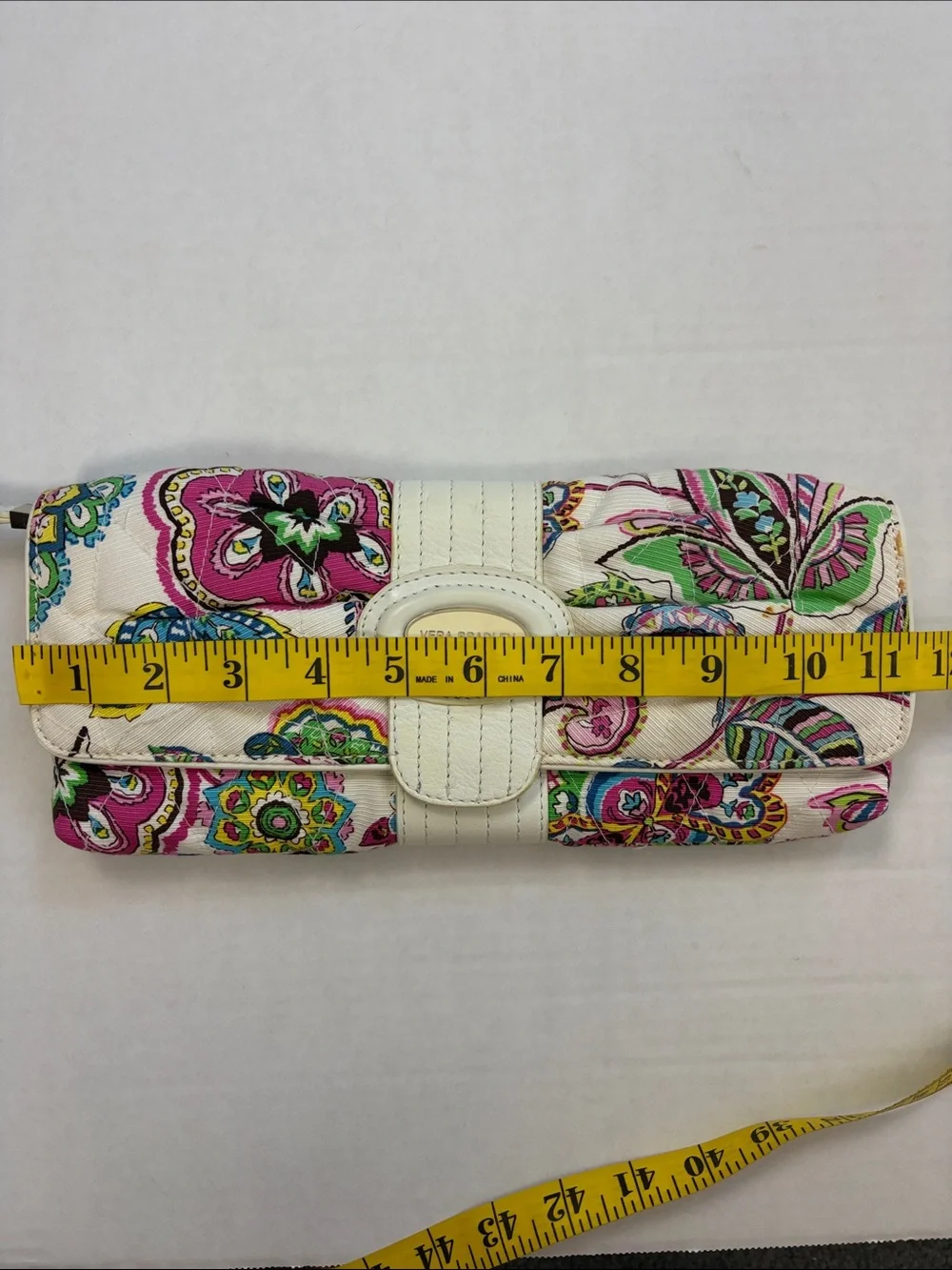 Vera Bradley Paisley Floral Trifold Wallet Wristlet White Pink OS